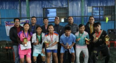 फुटसल सम्पन्न, बिजेतालाई पुरस्कार वितरण