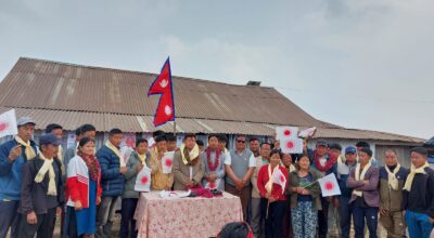 भोजपुरमा नेकपा र कांग्रेसका ६८ नेता कार्यकर्ता एमालेमा प्रवेश