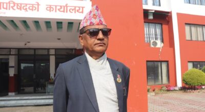 गुण्डुमा ढलेका थपलियाको वीर अस्पतालमा उपचार हुँदै